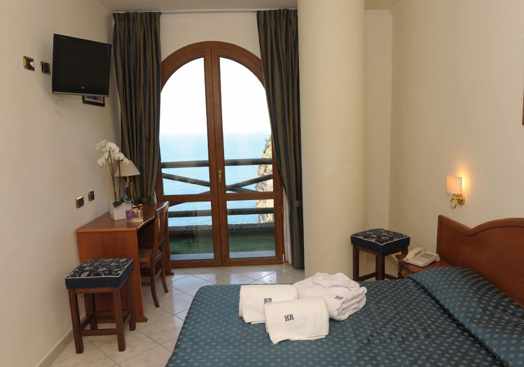Hr Hotel & Spa Piano di Sorrento Bagian luar foto
