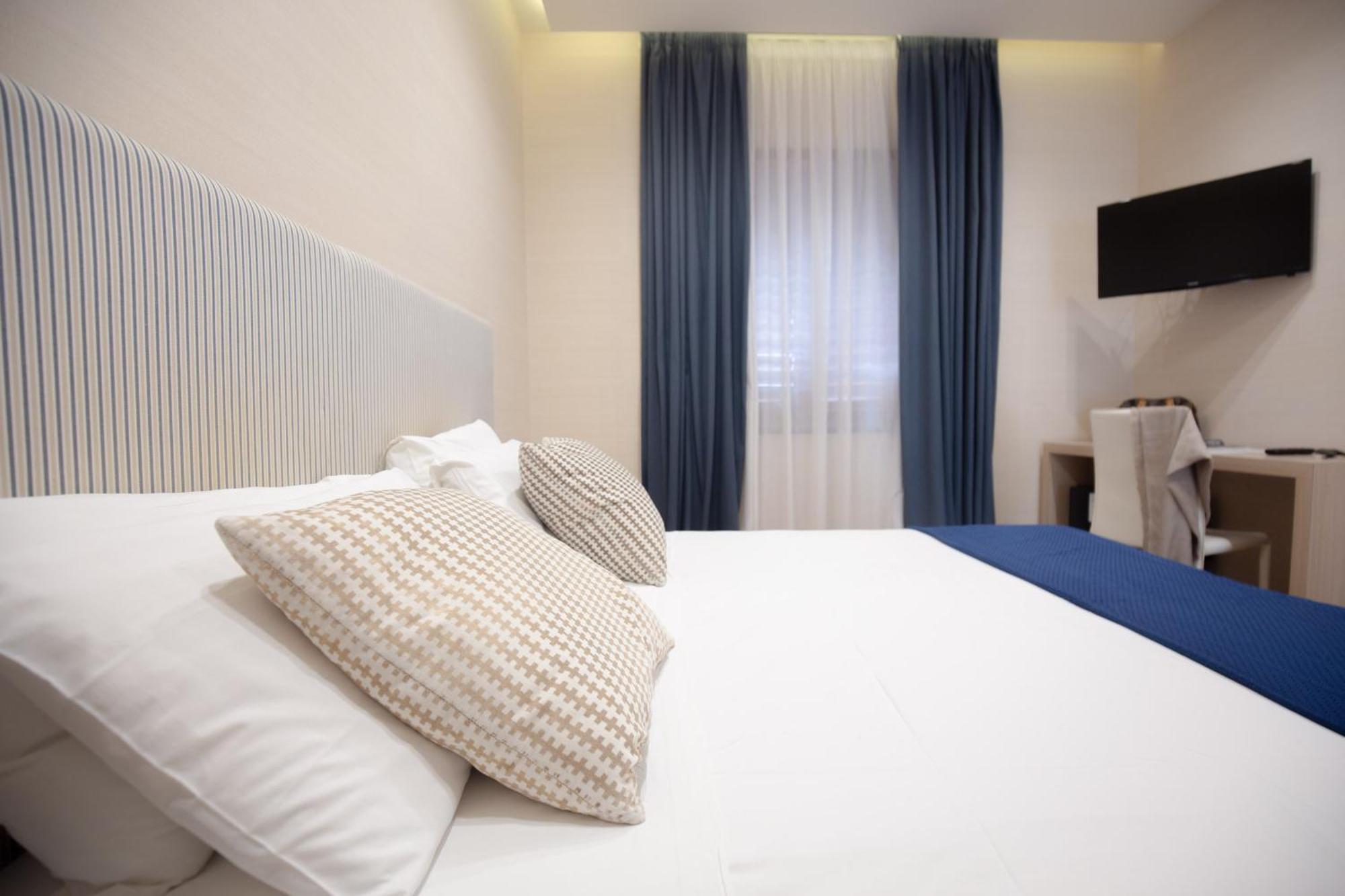 Hr Hotel & Spa Piano di Sorrento Bagian luar foto