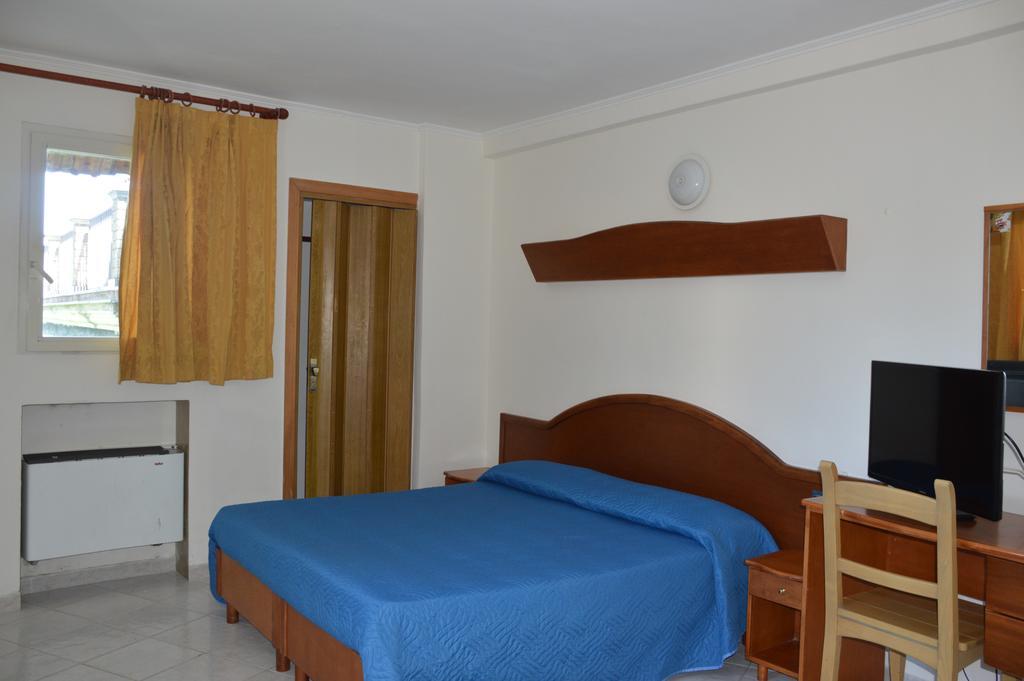 Hr Hotel & Spa Piano di Sorrento Bagian luar foto